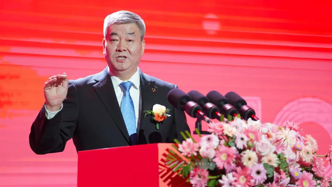 三八妇乐袁晓峰：坚持源于守护女性健康的初心！（在5月29日三八妇乐成立29周年暨第四届财智女性发展大会上的讲话）